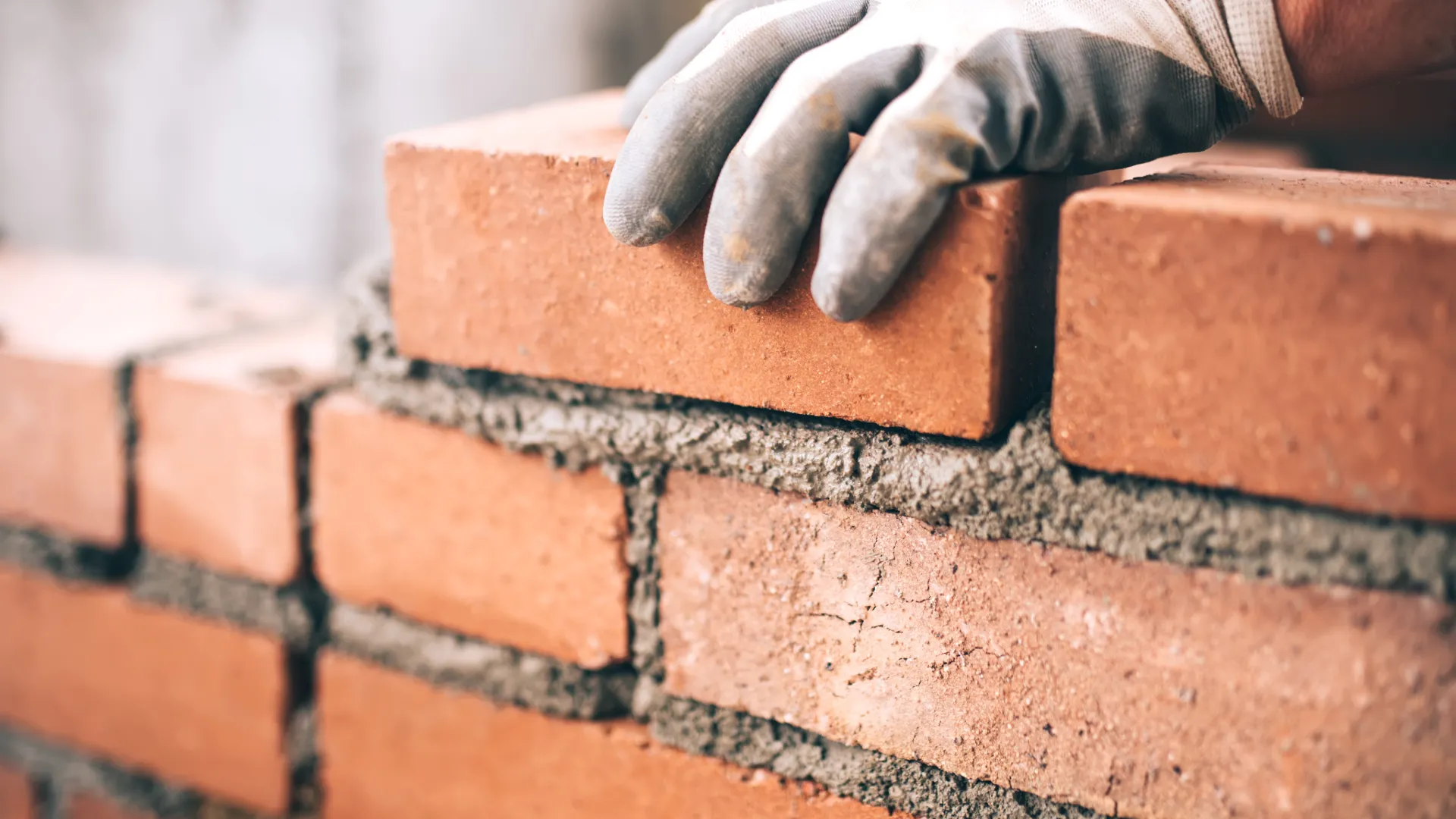 Solid structural brick boundary wall construction